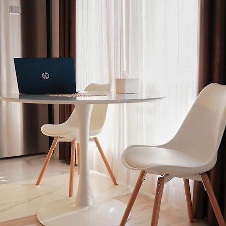 Lovely 1-Bedroom Rental Unit In Downtown Dushanbe Ngoại thất bức ảnh